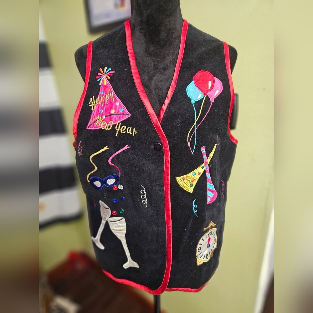 NWOT Casey & Max Vintage Vest with Colorful New Year Embroidery